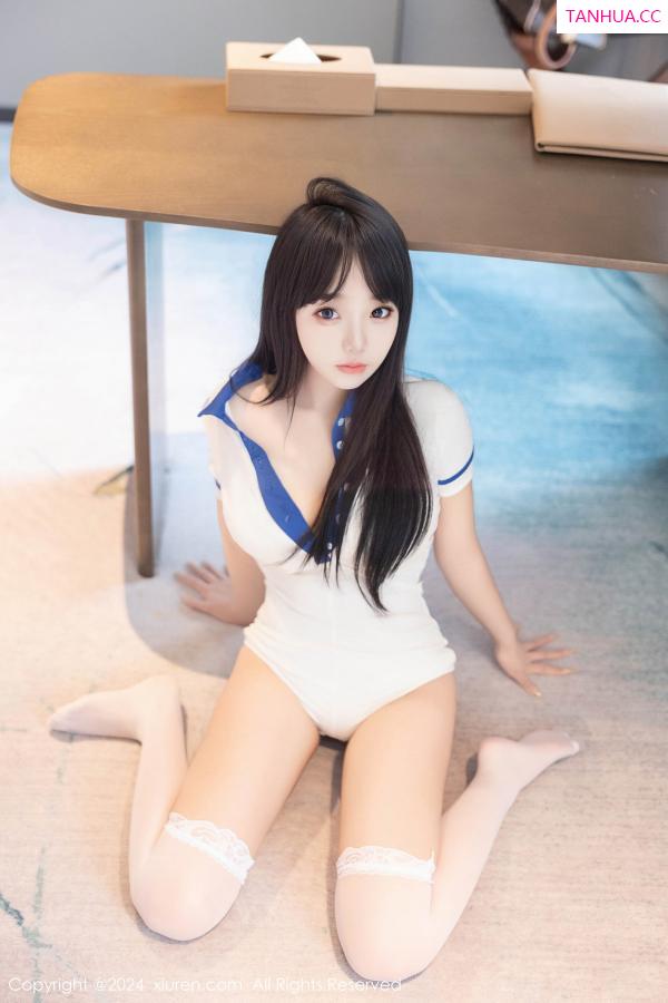 黎秋秋  [XiuRen]高清写真图 2024.08.23 No.9056 黎秋秋 丝袜制服第38张图片